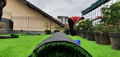Toko Rumput Sintetis Terdekat Bandung – Rumput Sintetis untuk Taman Harga Murah & Berkualitas