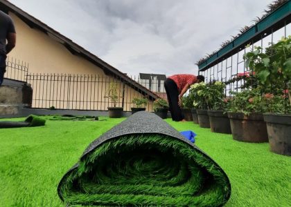 Toko Rumput Sintetis Terdekat Bandung – Rumput Sintetis untuk Taman Harga Murah & Berkualitas