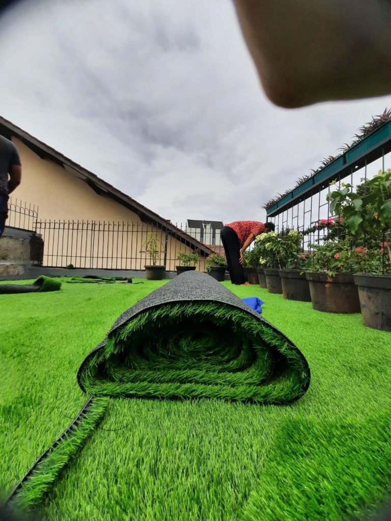 Toko Rumput Sintetis Terdekat Bandung – Rumput Sintetis untuk Taman Harga Murah & Berkualitas